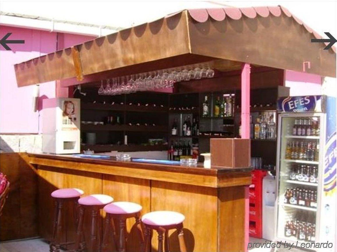 קוסדסי Ekin Hotel מסעדה תמונה