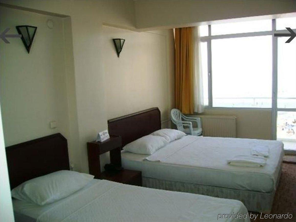קוסדסי Ekin Hotel חדר תמונה